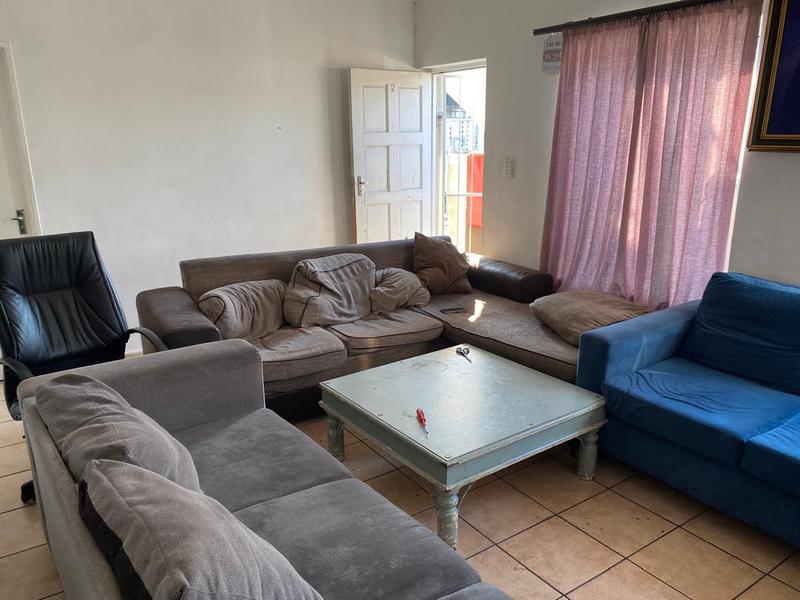 2 Bedroom Property for Sale in Maitland Western Cape